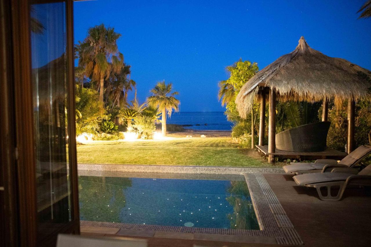 Balinese Vila Agia Napa Exterior foto