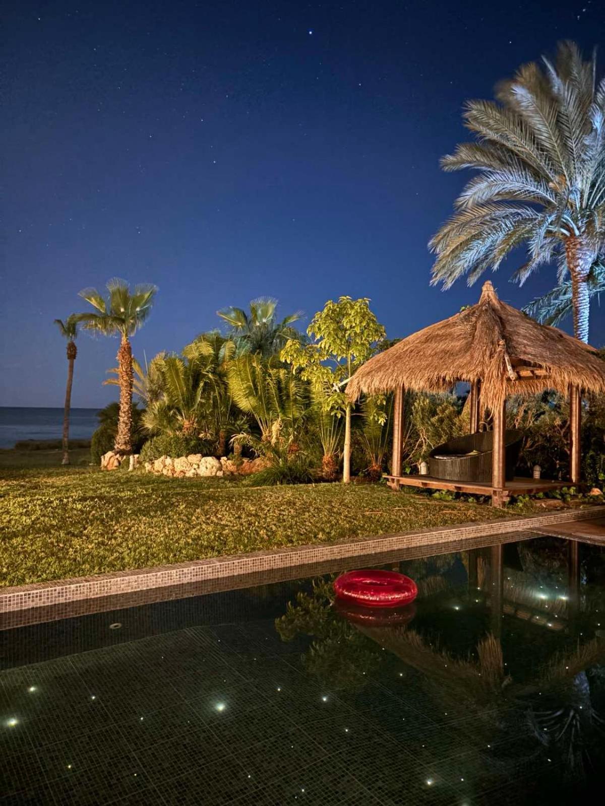 Balinese Vila Agia Napa Exterior foto